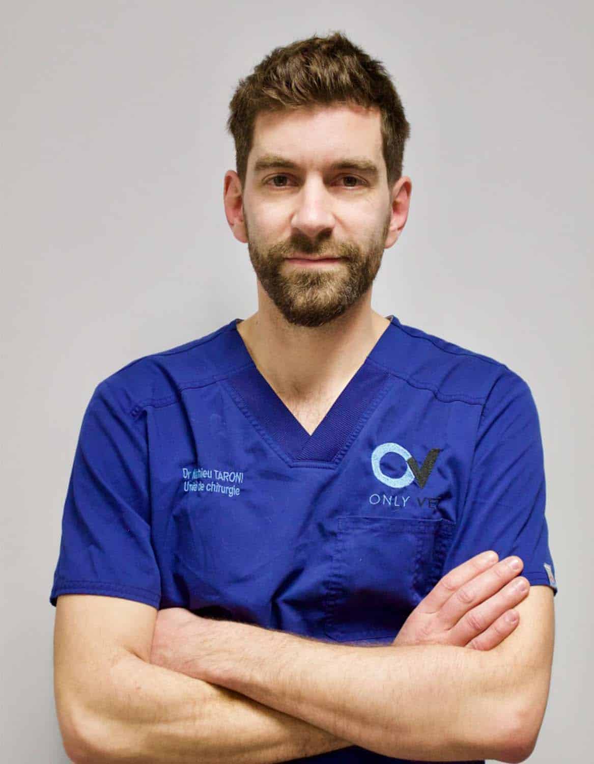 EQUIPE_0000s_0001_Dr TARONI V2